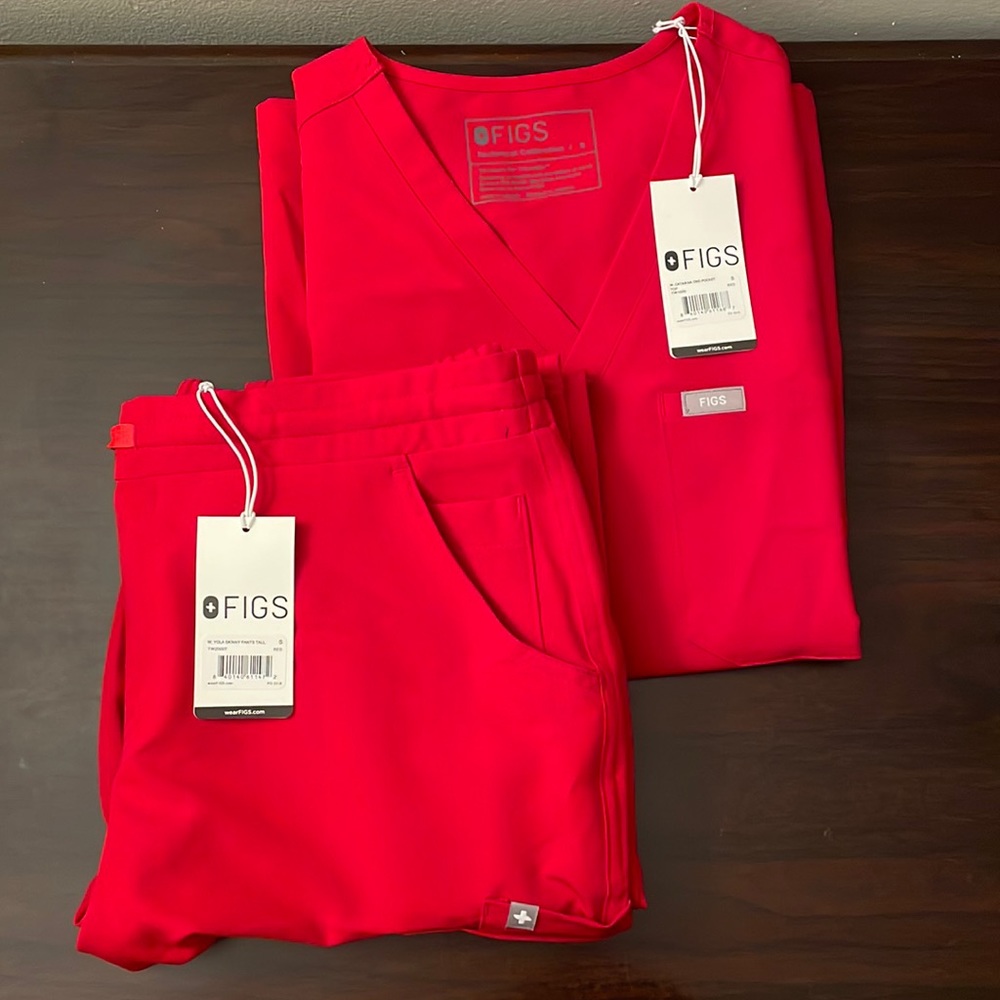 Figs Scrubs Top & Bottom Set **Limited Edition Color